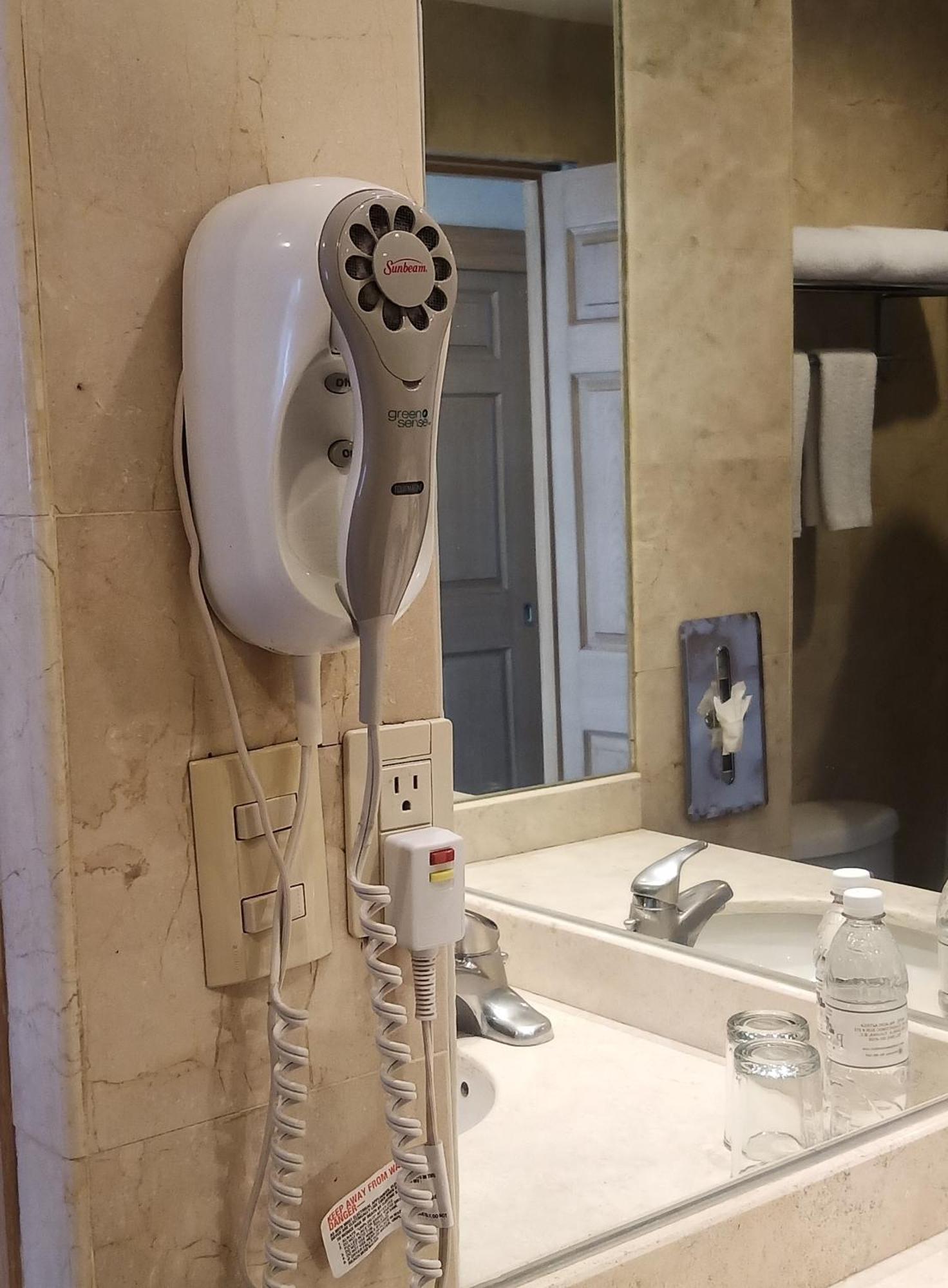 Hotel Palacio Azteca Тіхуана Екстер'єр фото
